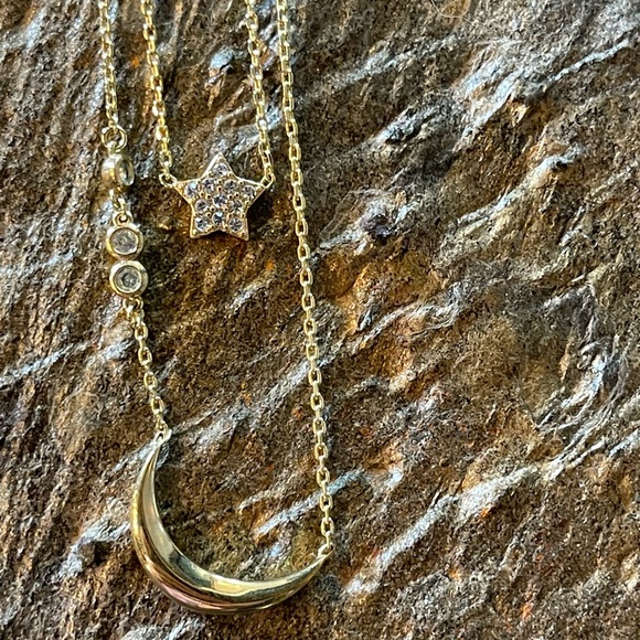 Star Moon Double Layering Reversible Necklace - Picture 4 of 6